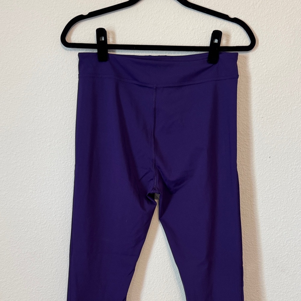 Savage X Fenty Leggings in Vibrant Purple - Picture 3 of 4